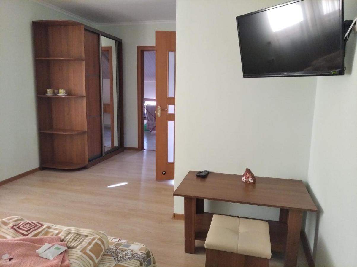 Згадка Hotel Truskavets Bagian luar foto